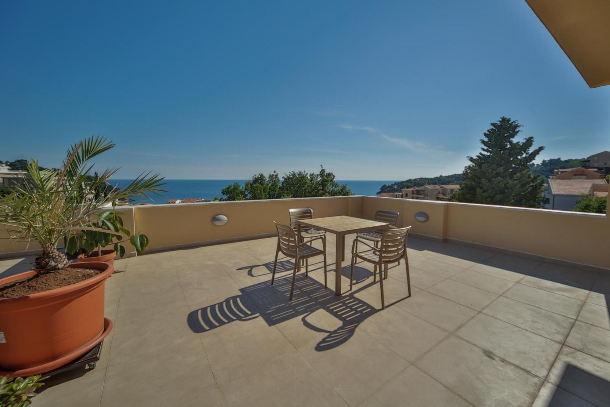 Apartmani Agape Petrovac na moru Exterior foto