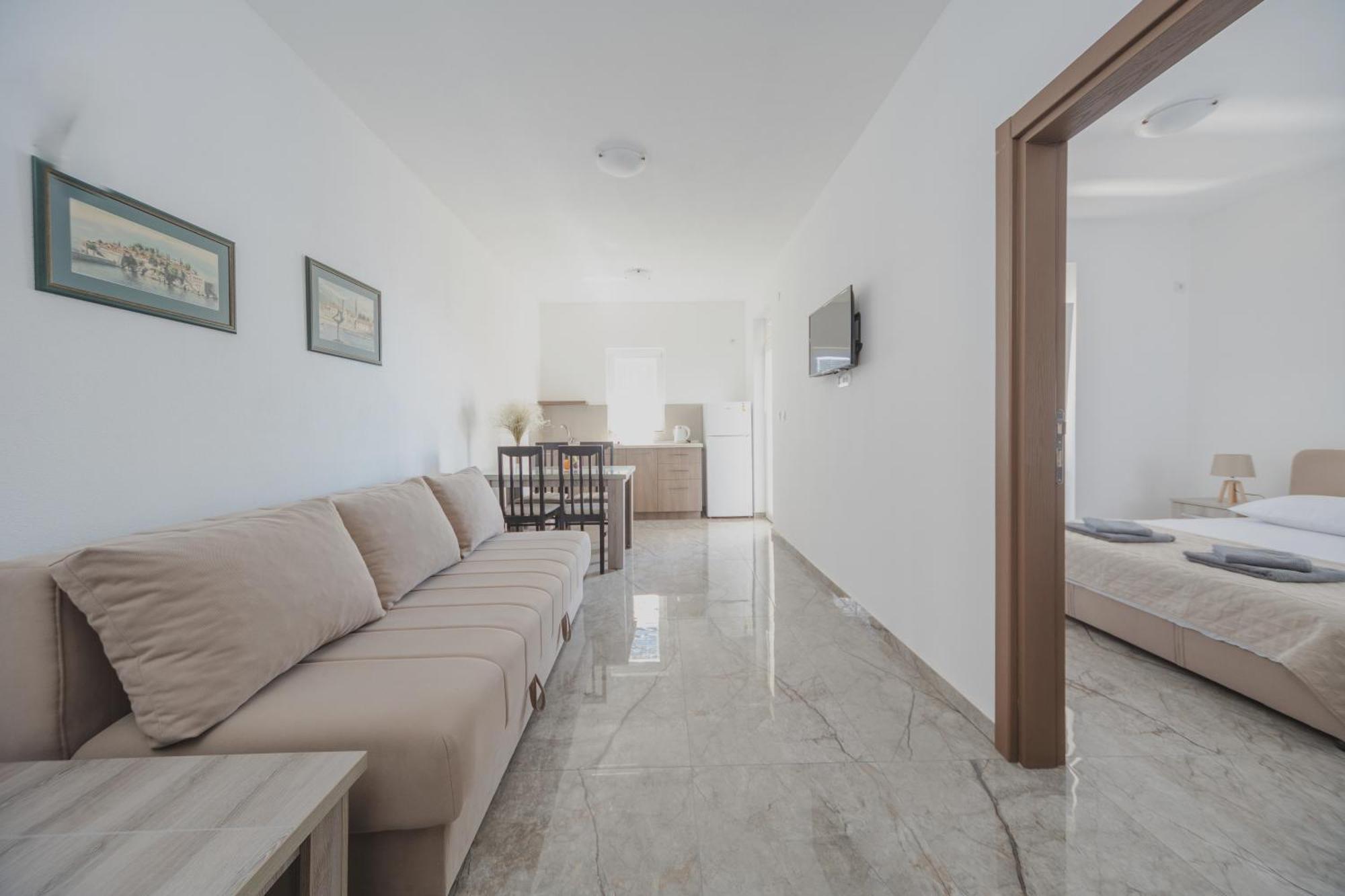 Apartmani Agape Petrovac na moru Exterior foto