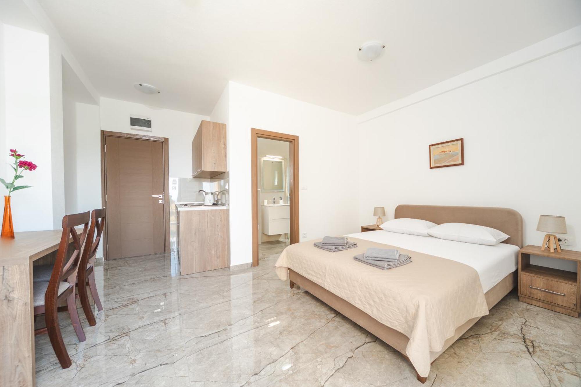 Apartmani Agape Petrovac na moru Exterior foto