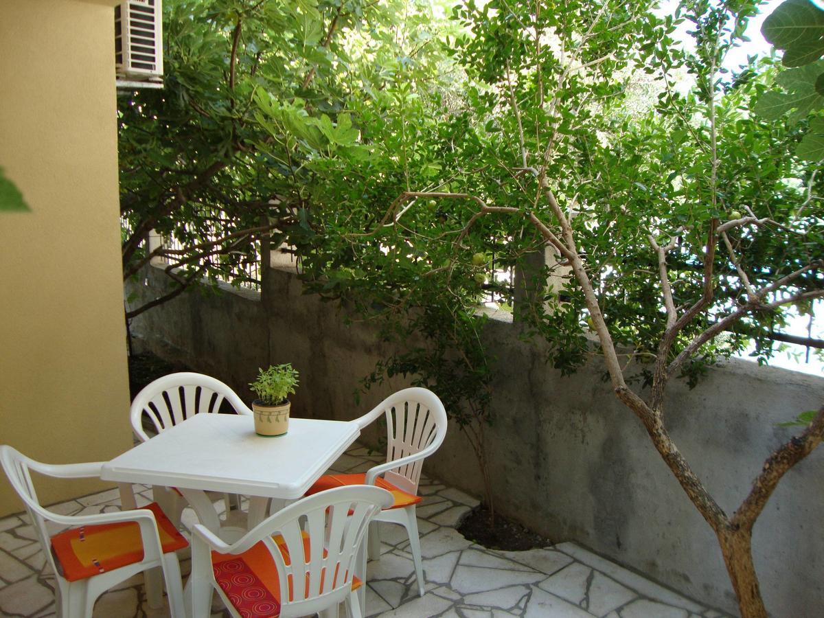 Apartmani Agape Petrovac na moru Exterior foto