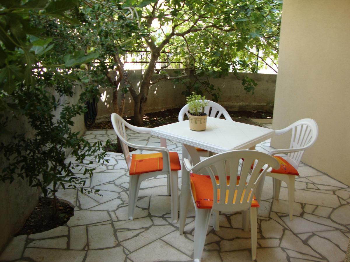 Apartmani Agape Petrovac na moru Exterior foto